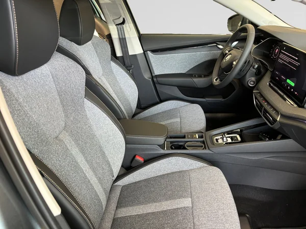 SKODA Octavia Combi (2025) — foto 20 van 24