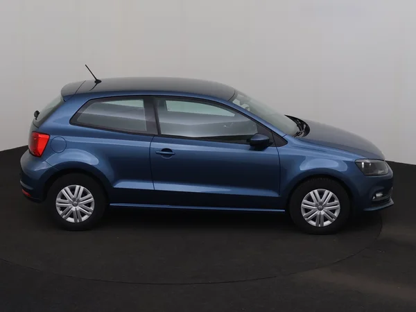 VOLKSWAGEN Polo (2017) — foto 16 van 20