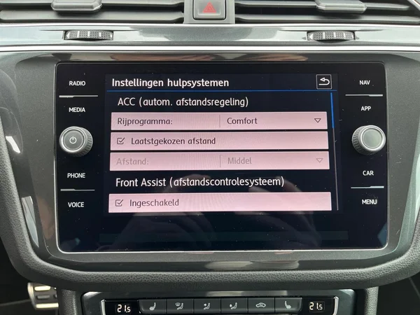 VOLKSWAGEN Tiguan (2019) — foto 8 van 22