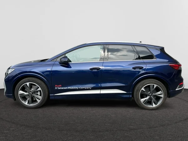 AUDI Q4 e-tron (2025) — foto 12 van 23