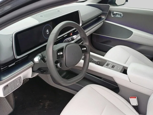 Hyundai IONIQ 6 (2025) — foto 16 van 16