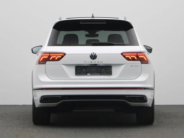VOLKSWAGEN Tiguan eHybrid (PHEV) (2022) — foto 19 van 22