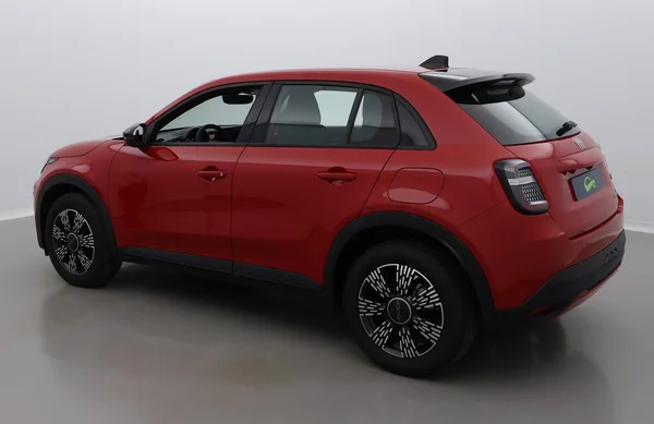 Fiat 600 (2025) — foto 23 van 37
