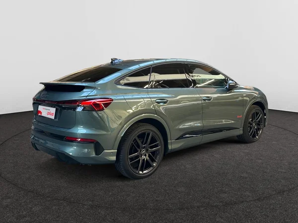 AUDI Q4 Sportback e-tron (2026) — foto 20 van 24