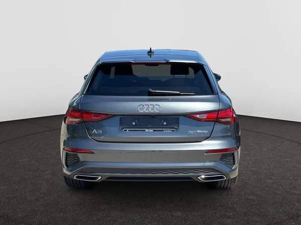 AUDI A3 Sportback (2024) — foto 15 van 22