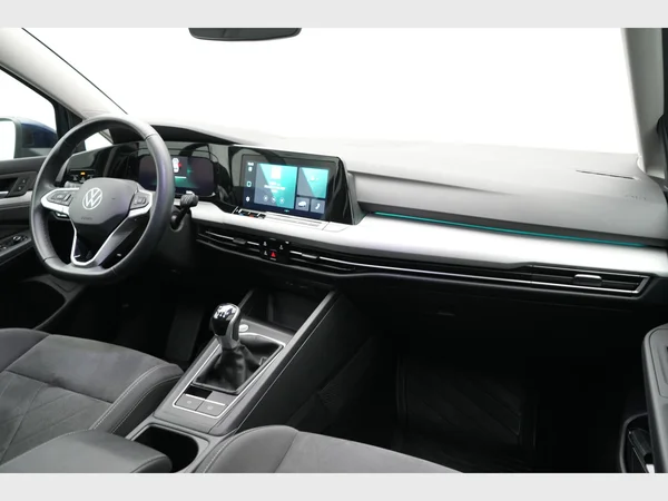 VOLKSWAGEN Golf VIII (2023) — foto 21 van 27