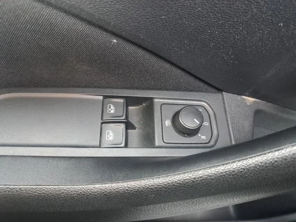 SKODA Kamiq (2022) — foto 17 van 28