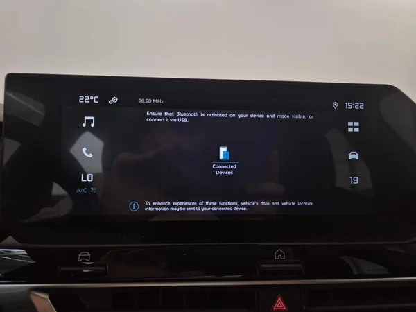 Citroën C4 (2022) — foto 6 van 17