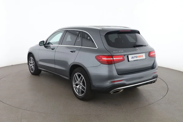 Mercedes-Benz GLC-Klasse (2020) — foto 10 van 16