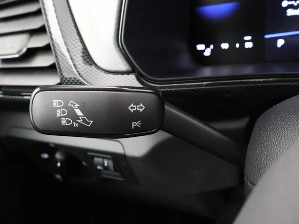 VOLKSWAGEN T-Cross (2025) — foto 9 van 27