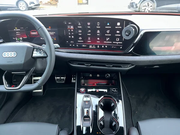 AUDI A5 Avant e-hybrid (PHEV) (2025) — foto 4 van 24