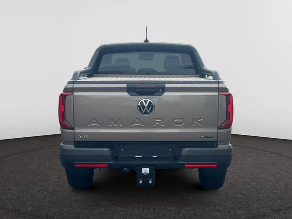 VOLKSWAGEN Amarok Double Cab Dsl (2025) — foto 15 van 20