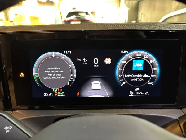 VOLKSWAGEN Tiguan (2025) — foto 11 van 24