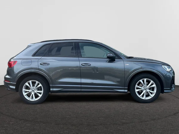 AUDI Q3 (2019) — foto 19 van 23