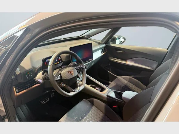 Cupra Born (2025) — foto 4 van 29