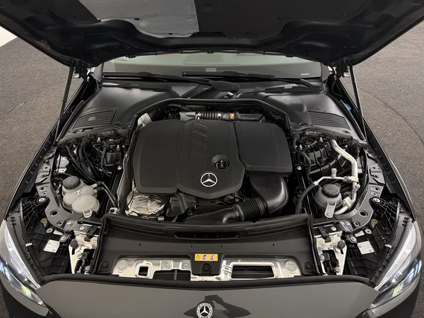 MERCEDES C 220 (2022) — foto 6 van 31