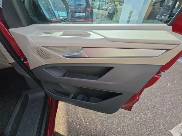 VOLKSWAGEN California T7 Dsl (2026) — foto 9 van 24