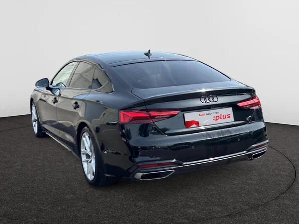 AUDI A5 Sportback (2023) — foto 12 van 21