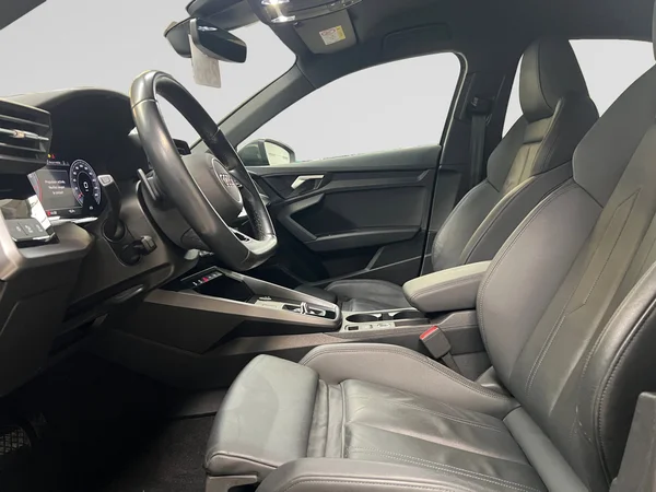 AUDI A3 Sedan (2024) — foto 16 van 20