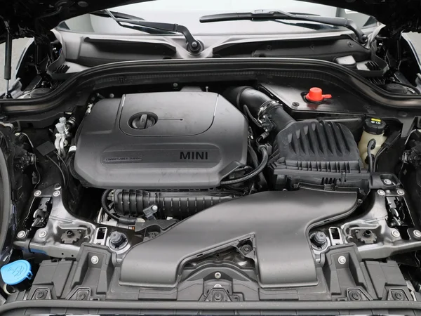 MINI One (2022) — foto 26 van 35