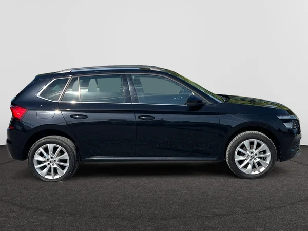 SKODA Kamiq (2023) — foto 9 van 18