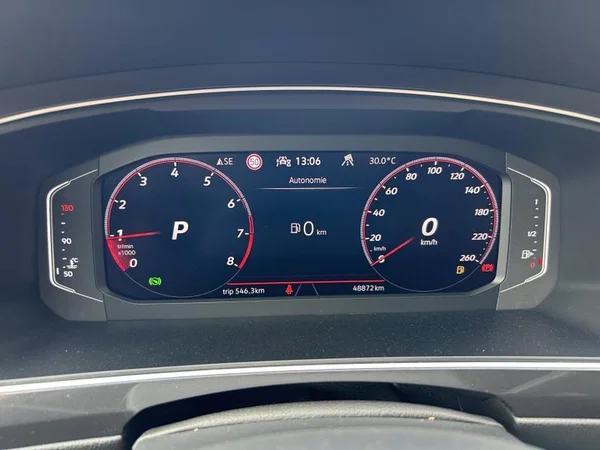 VOLKSWAGEN Tiguan Allspace (2023) — foto 10 van 42