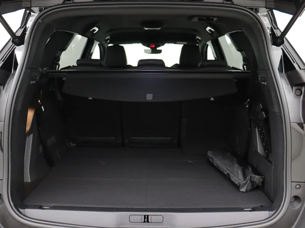PEUGEOT 5008 (2024) — foto 8 van 30