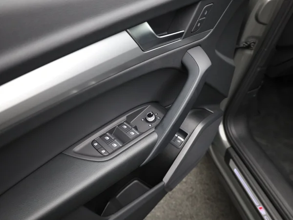 AUDI Q5 PHEV (2025) — foto 11 van 23