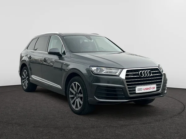 AUDI Q7 (2016) — foto 8 van 24