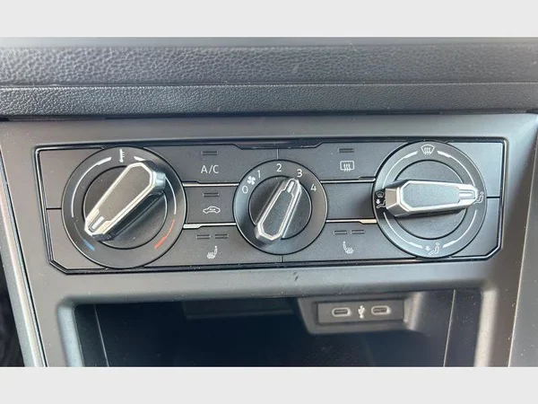 Volkswagen Taigo (2023) — foto 7 van 28