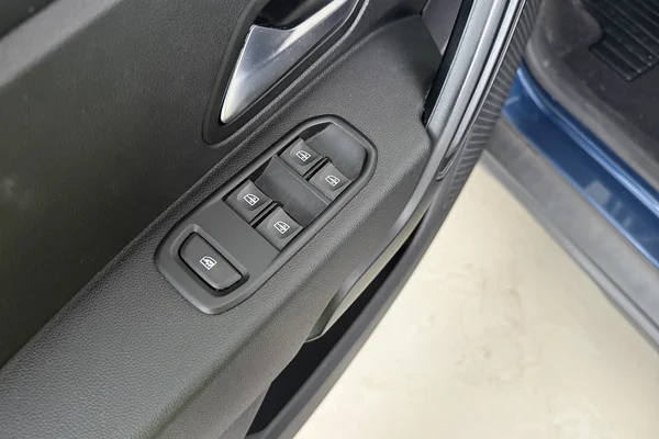 Dacia Duster (2020) — foto 7 van 20