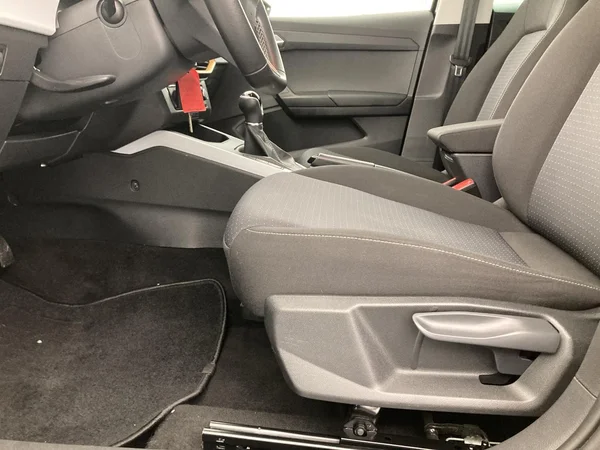SEAT Arona (2022) — foto 35 van 36