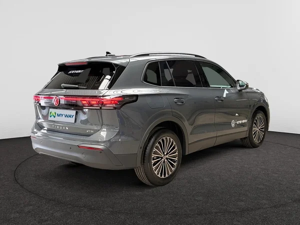 VOLKSWAGEN Tiguan (2026) — foto 21 van 22
