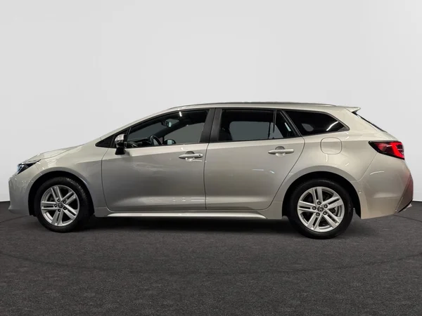 TOYOTA Corolla SW Hybrid (HEV) (2022) — foto 12 van 24