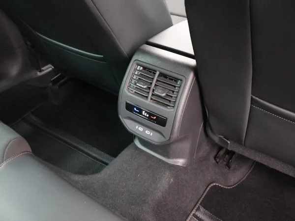 CUPRA Leon ST e-Hybrid (PHEV) (2023) — foto 19 van 27