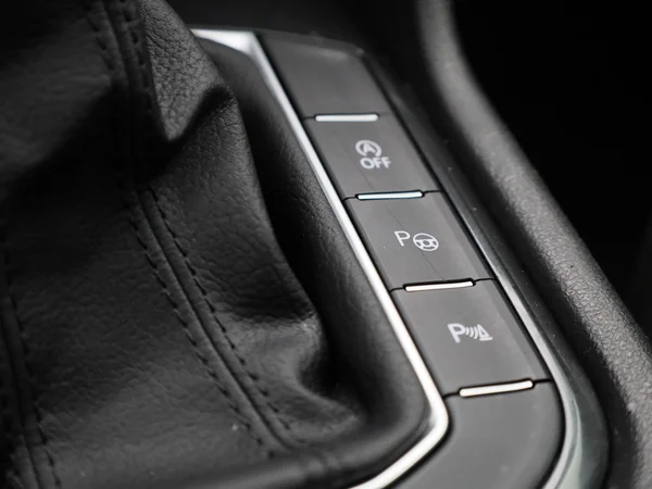 Volkswagen Tiguan (2024) — foto 22 van 43