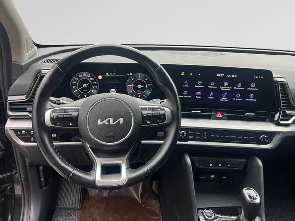 KIA Sportage Dsl (2023) — foto 8 van 18