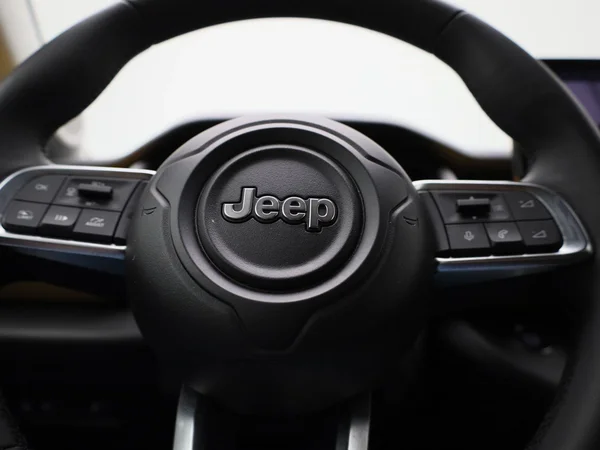 Jeep Avenger (2023) — foto 27 van 43