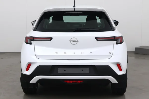 Opel E-Mokka (2022) — foto 13 van 18