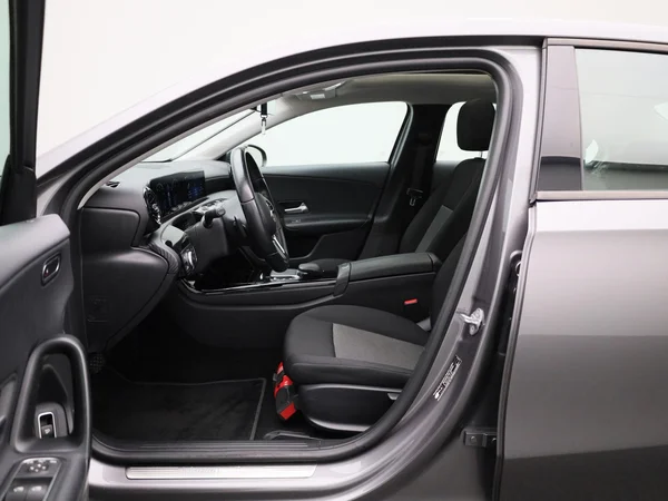 Mercedes-Benz A-Klasse (2021) — foto 49 van 49