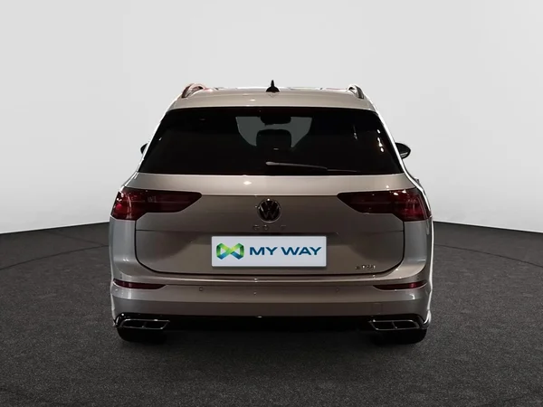 VOLKSWAGEN Golf VIII SW (2024) — foto 20 van 22