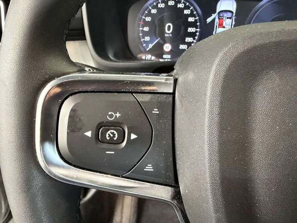 Volvo XC40 (2022) — foto 10 van 21