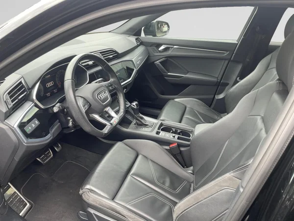 AUDI Q3 Sportback Dsl (2022) — foto 2 van 21