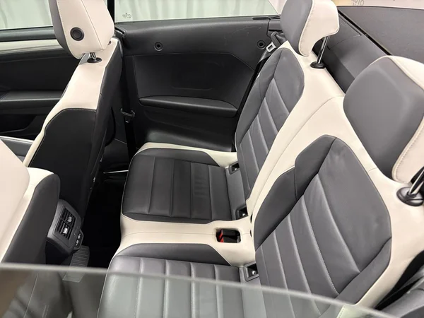 VOLKSWAGEN T-Roc Cabriolet (2020) — foto 4 van 14