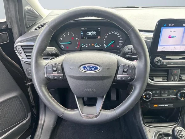 FORD Puma (2022) — foto 2 van 25