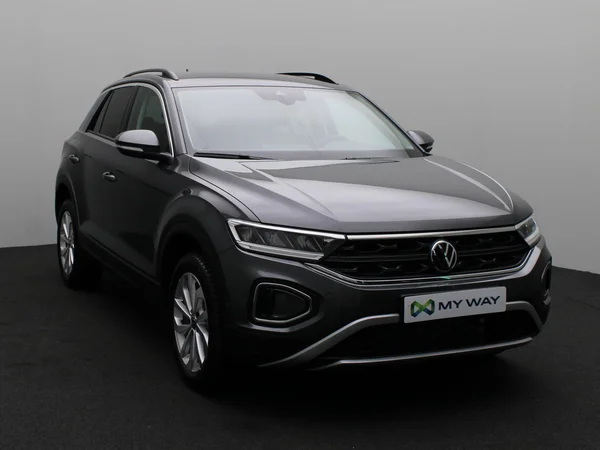 VOLKSWAGEN T-Roc (2024) — foto 12 van 25