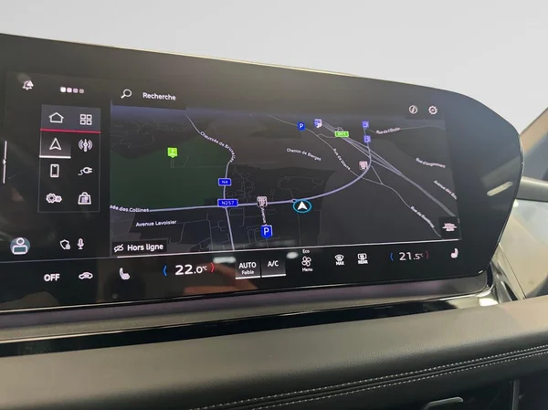 AUDI Q6 e-tron (2024) — foto 3 van 14