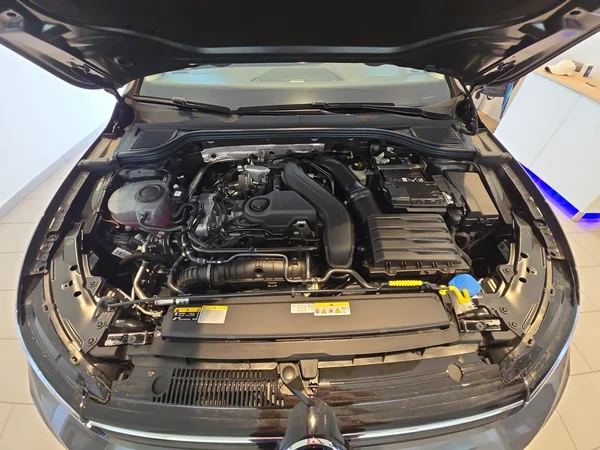 VOLKSWAGEN Golf VIII SW (2026) — foto 15 van 24