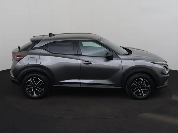 NISSAN Juke (2024) — foto 23 van 27