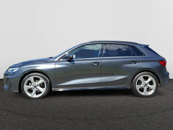 AUDI A3 Sportback (2025) — foto 12 van 24